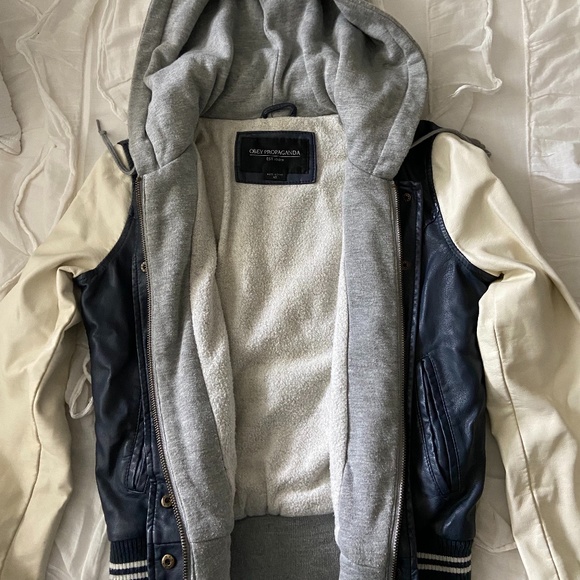 Obey Propaganda Varsity Jacket - Picture 1 of 3